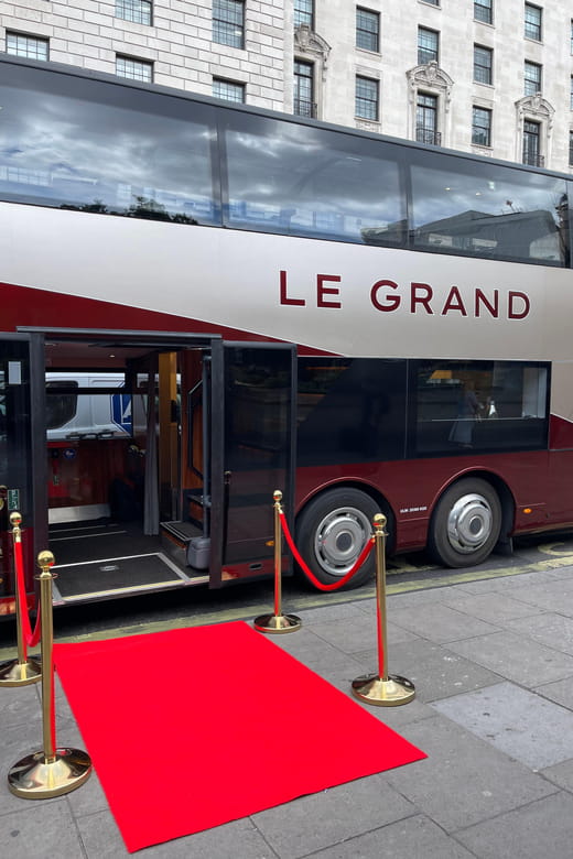 City(Tower) of London by LE GRAND - London's Luxury Bus Tour - Introduction: Sitting in Style and Comfort