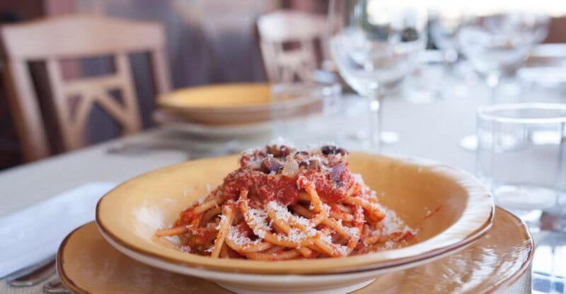 Civitavecchia: Dining Experience at a Local's Home - Breaking Down the Experience: What to Expect