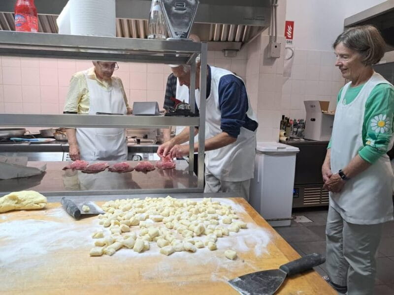 Civitavecchia: Market Tour and Cooking Class with Lunch - A Taste of Italy in Civitavecchia: A Practical and Delicious Experience