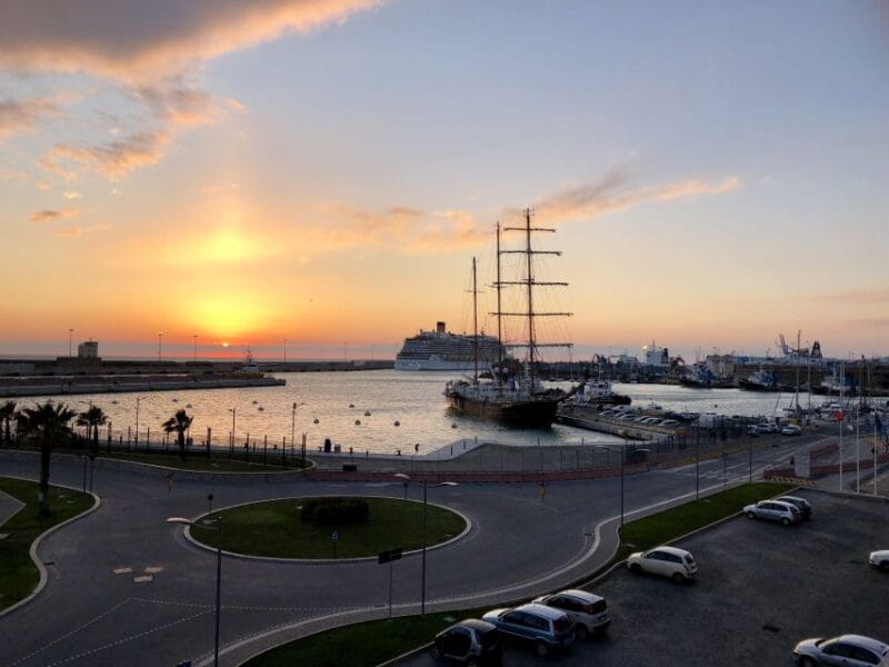 Civitavecchia Port: Private or Shared Guided Tour of Rome - Trevi Fountain and Spanish Steps: Iconic Photo Stops