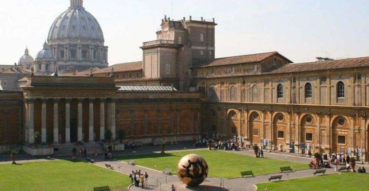Civitavecchia to Rome Excursion: Vatican, Colosseum & Lunch - Visiting the Iconic Colosseum