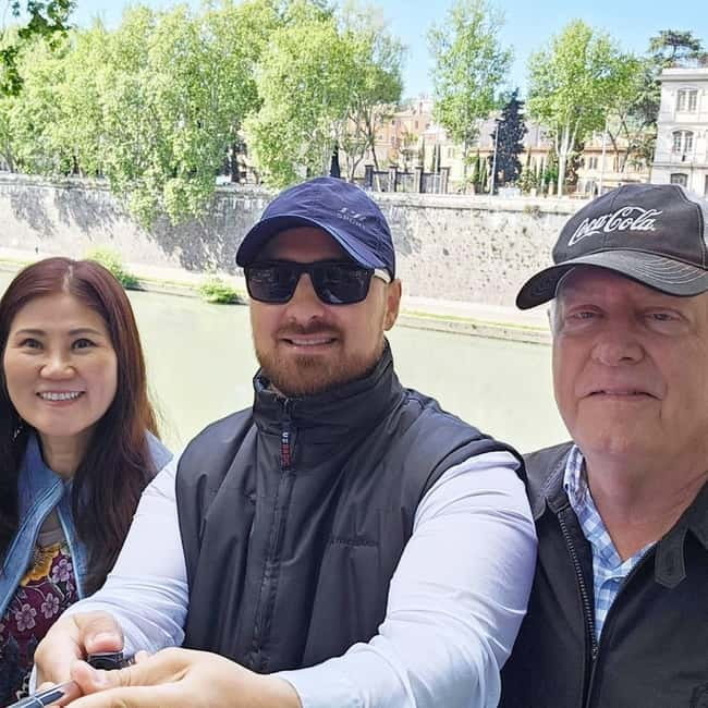 Civitavecchia: Walking Tour with Food Tasting - Key Points / Takeaways