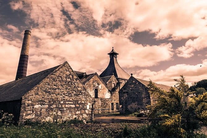 Clan Tour of Northern Whisky Distilleries - A Deep Dive into the Whisky and Cultural Stops