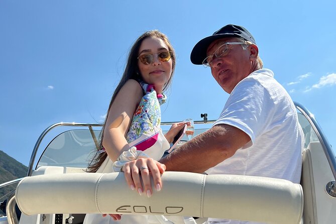 Classic Boat Tour on Lake Como - Opportunity for Swimming and Sunbathing