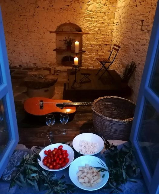 Classical guitar concert in a historic olive press - Who this experience suits