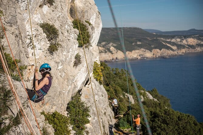 Climbing, Arrábida Natural Park, Setúbal, Sesimbra, near Lisbon - Key Points / Takeaways