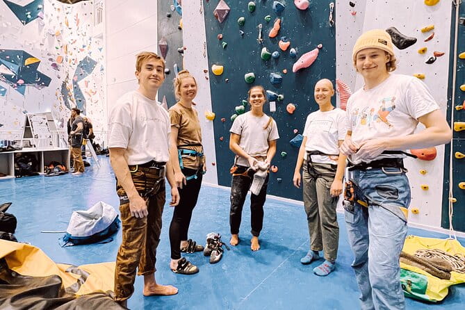 Climbing in Mørkvedhallen Klatresenter - FAQ