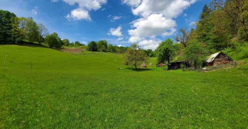 Cluj to Rosia: Day Trip to Ferrata and pittoresque country - Key Points / Takeaways