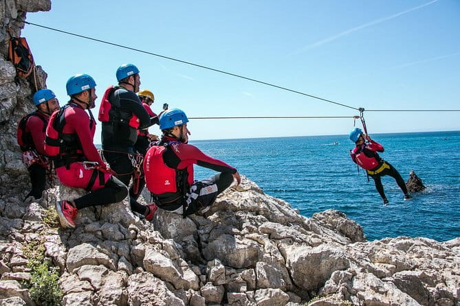 Coasteering in the Arrabida Natural Park (Lisbon region) - Exploring the Coasteering Experience Step by Step