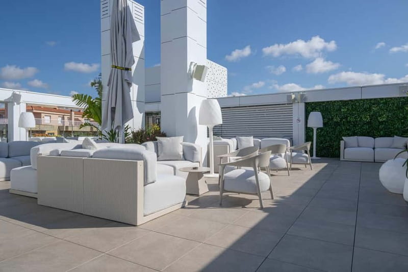 COCKTAIL WORKSHOP AT SUMMIT ROOFTOP - Price and Logistics