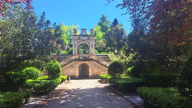 Coimbra: Adventure, Discovery & Learning with a Local - Visiting the Roma Aqueduct and Botanical Garden