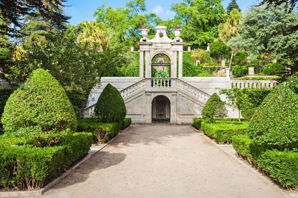 Coimbra: City Exploration Game and Tour - Interactive Exploration Experience