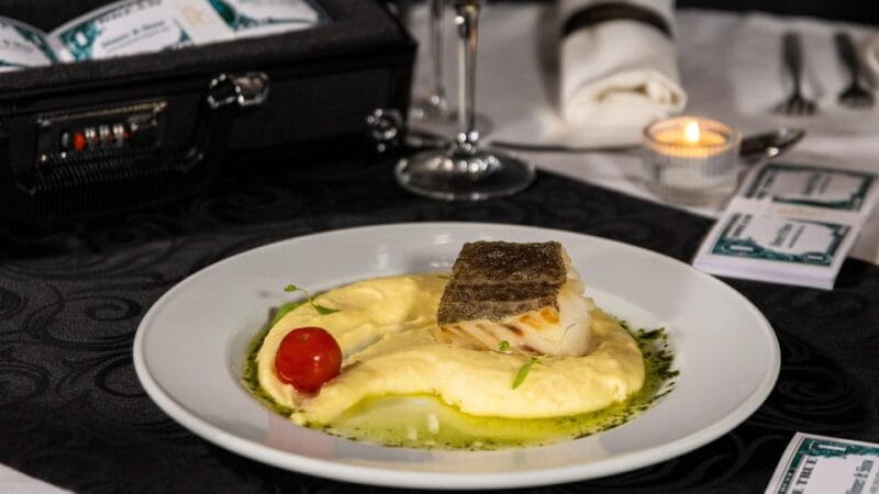 Coimbra: Erotic Cabaret Show and Dinner - An In-Depth Look at the Experience