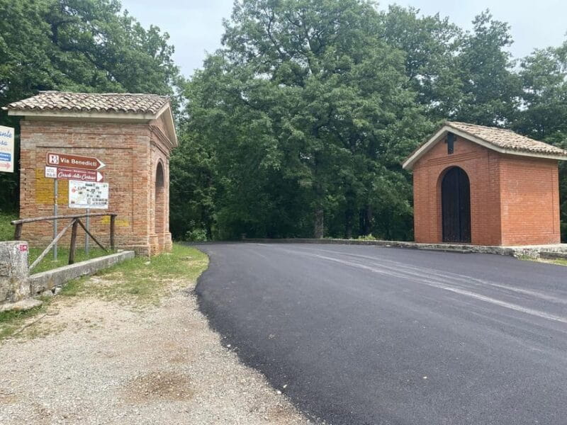 Collepardo: Trisulti Charterhouse and Hermitage Guided Hike - Walking the Valle dei Santi Trail: Nature and Serenity