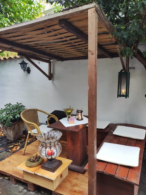 Cologne-Nippes: Summer wine party in the frenchstyle garden - Practical Details – Logistics and Comfort