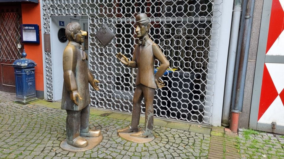 Cologne: Old City Guided Walking Tour - Colognes Brewing Traditions and Tastings