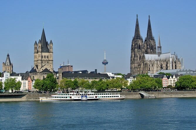 Cologne Private Roundtrip transfer incl. chocolate museum tickets - Exploring Cologne: A Day of Highlights and Unique Experiences