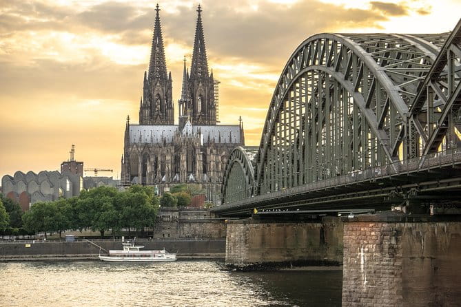 Cologne Private Walking Tour With A Professional Guide - Key points / Takeaways