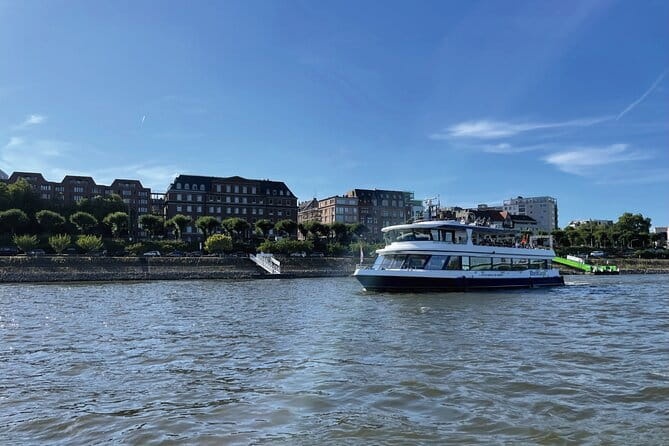 Cologne skyline tour with audio guide 90 minutes - Considerations for Potential Visitors