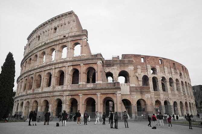 Colosseum, Roman Forum and Palatine Hill with Isuf - What Makes This Tour Stand Out?