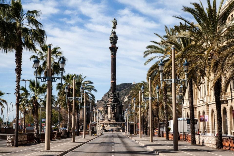 Columbus Monument Access With Barcelona Seaside Tour - Highlights of the Experience