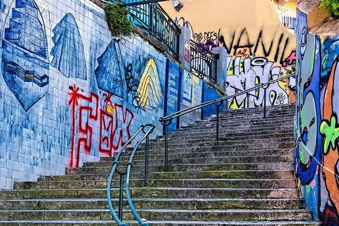 Come and discover with us the largest Urban Art gallery in Portugal - FAQ