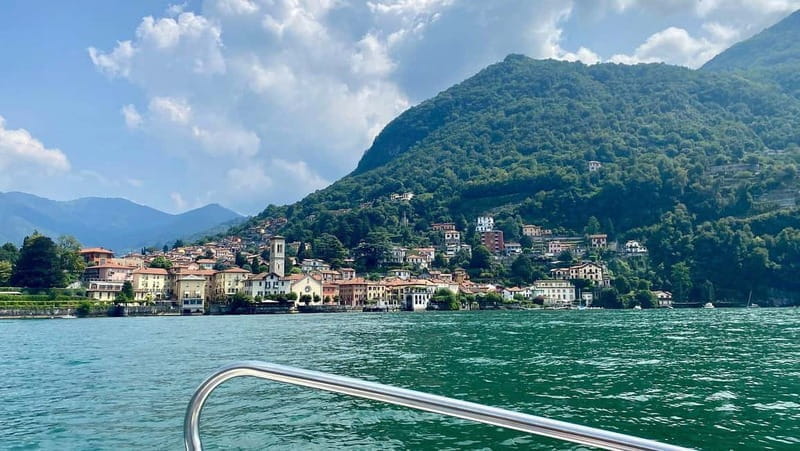 Como: 40 HP Self Drive Boat without License - Who Should Consider This Experience?