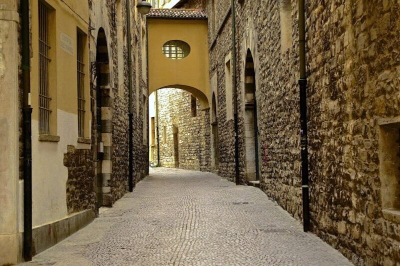 Como: Private Walking Tour - FAQ: Your Practical Questions Answered