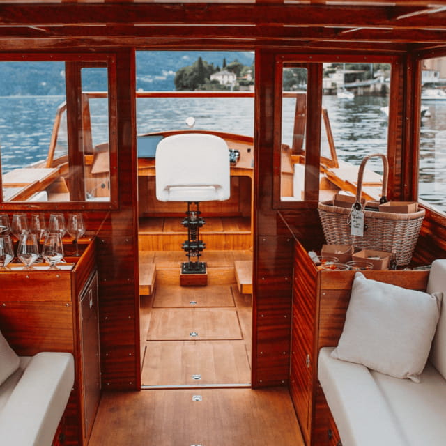 Como: Sunset Shared boat tour with Prosecco aperitif - Key Points / Takeaways