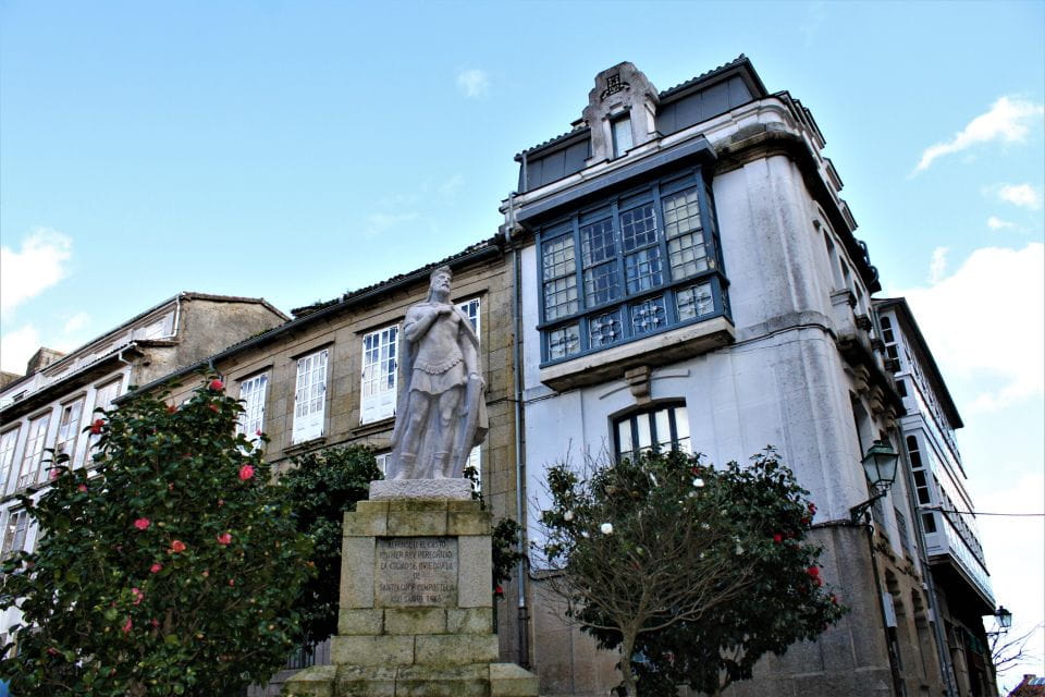 Complete Santiago Tour With Tickets- Full Experience in 4H - Booking Process and Options