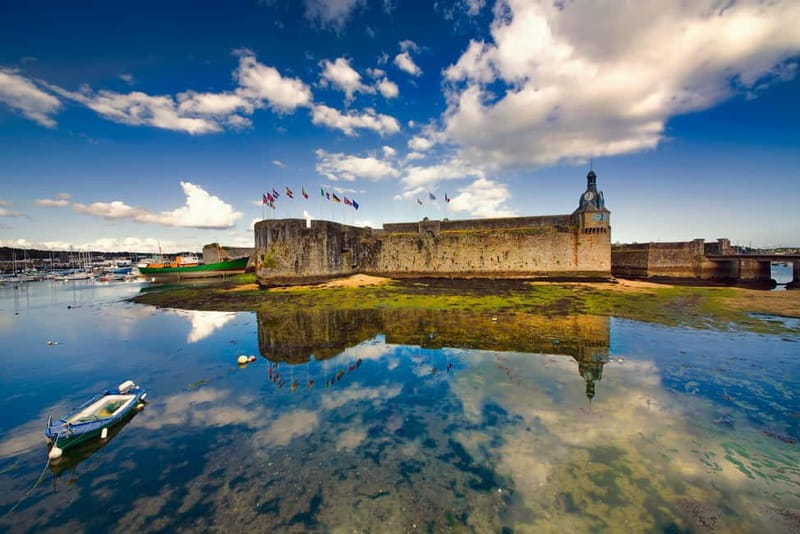 Concarneau: guided tour of the town center, walled city, history & landscapes - Exploring the Heart of Concarneau: An In-Depth Look