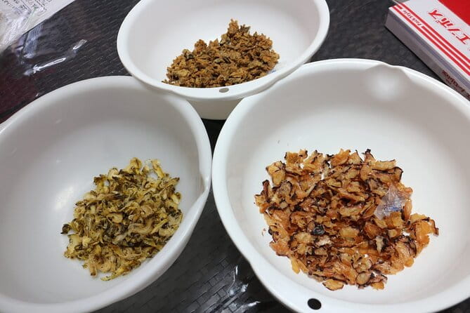 Cook a Trail Food in a Harbor Town at the Foot of the Hidaka - The Culinary Journey: Preparing Yamameshi