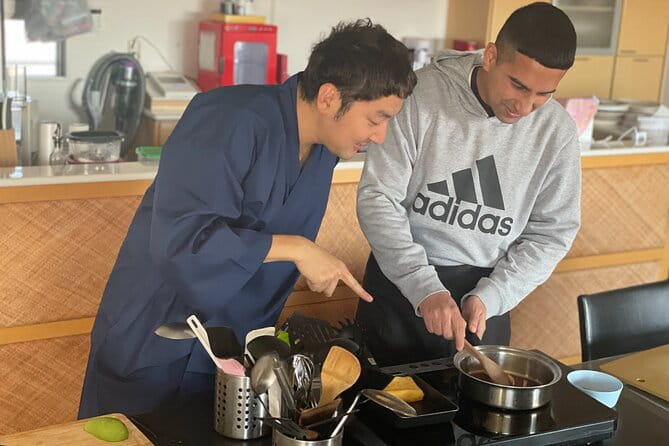 Cook and Roll The Sushi Like a Samurai in Osaka - Class Features