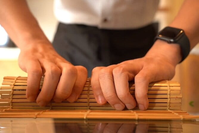 Cook and Roll The Sushi Like a Samurai in Osaka - Why Choose This Experience