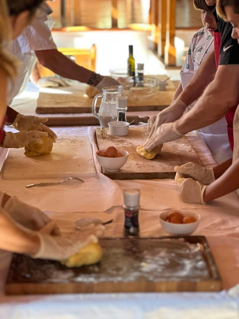 Cooking class in a private medieval village - FAQ