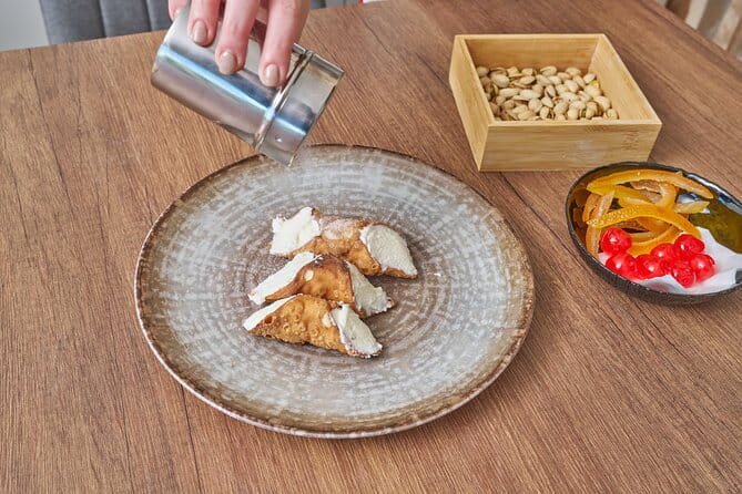 Cooking class in a villa with Palermo view - FAQ