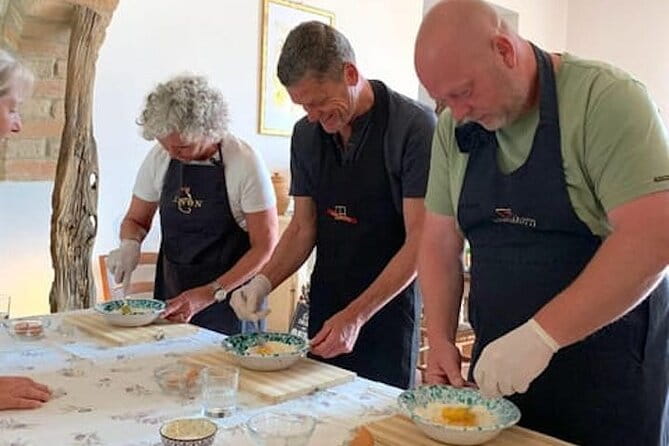 Cooking Class of Local Food in a Tuscan Farm - The Experience: A Deep Dive into a Tuscan Kitchen