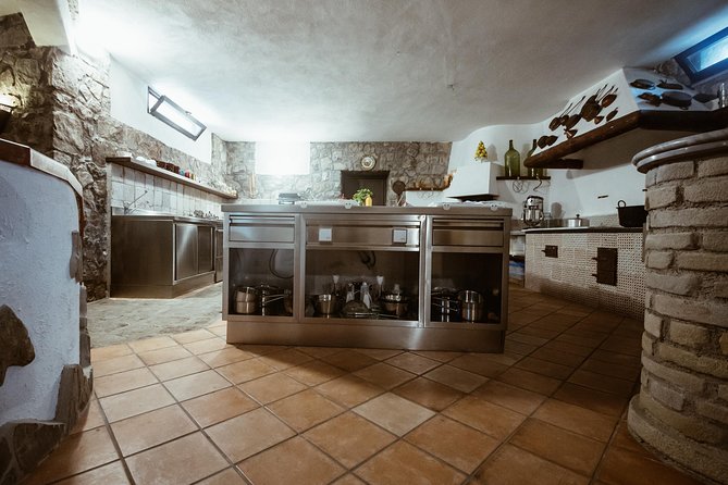 Cooking Class With Authentic Chef Experience - Meeting Point Details