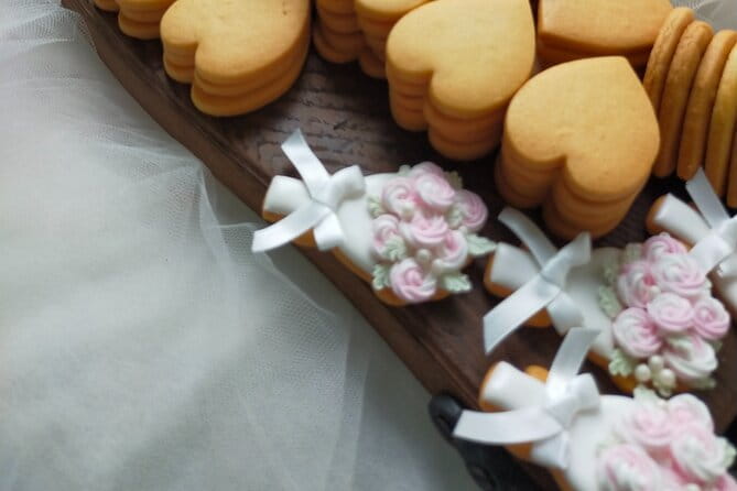 Cooking Experience to Squeeze "Sakura" With Icing Cream in Nerima - Accessibility and Restrictions
