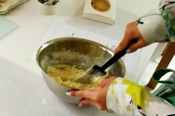 Cooking Experience to Squeeze "Sakura" With Icing Cream in Nerima - Booking and Cancellation Policy