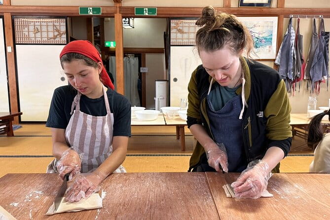 Cooking Hoto Udon Noodle Tour in Mt.Fuji Area From Tokyo - Booking Policies
