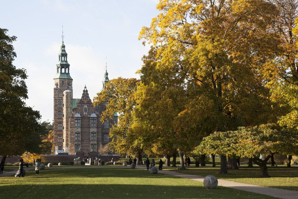 Copenhagen: Private Guided Walking Tour of Rosenborg Castle - Portraits of Struensee and Mathilde