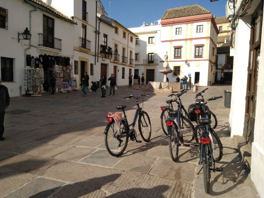 Córdoba Daily Highlights Bike Tour - Tour Features