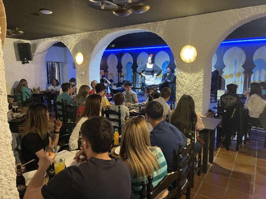 Cordoba: Flamenco Show at Tablao El Jaleo & Optional Dinner - Location and Atmosphere