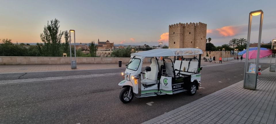 Córdoba: Guided City Tour by Tuk-Tuk - Key Points