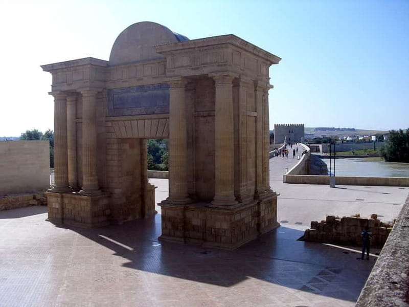 Córdoba: Historic Center, World Heritage Site + Alcázar - Entering Córdoba’s Historic Heart: The Tour Experience