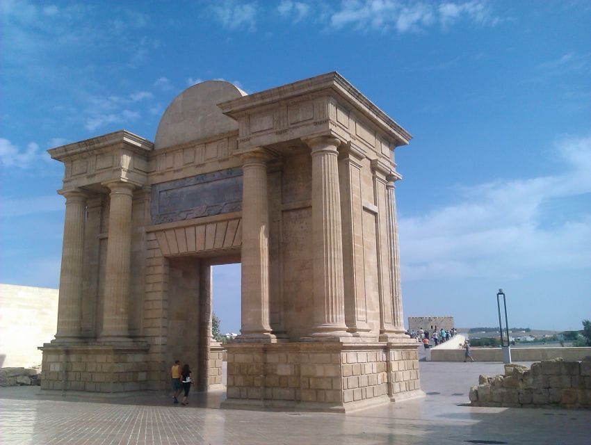 Cordoba: Jewish Quarter Walking Tour - Jewish History and Culture
