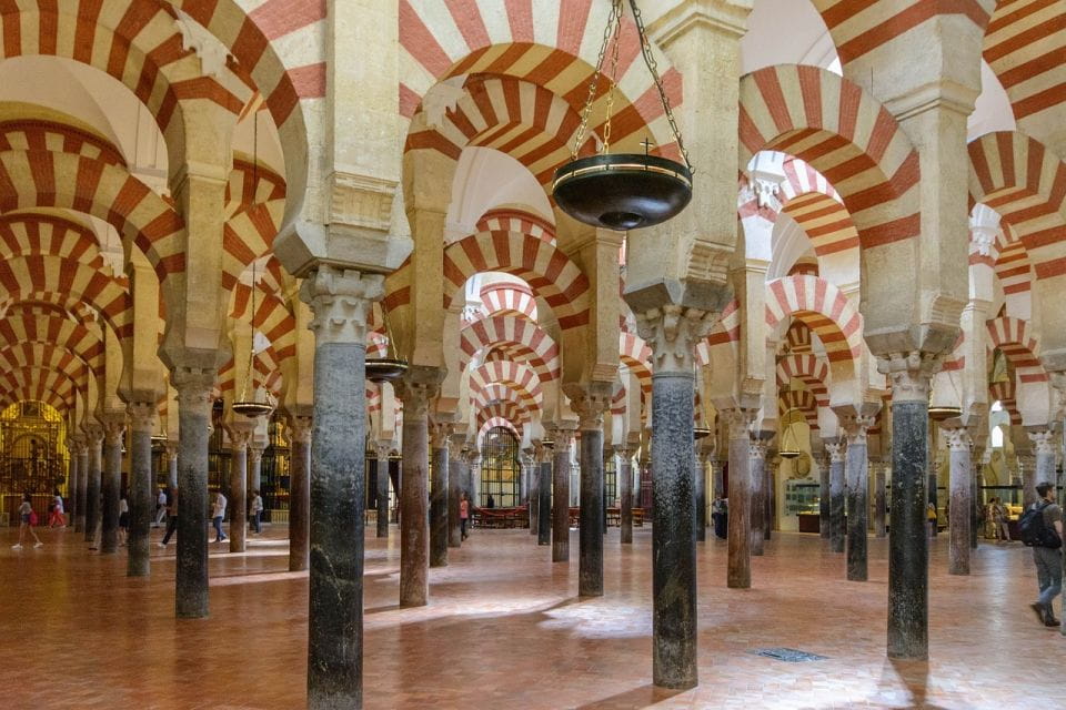 Cordoba: Mosque-Cathedral and Alcazar Tour - Tips for a Great Experience