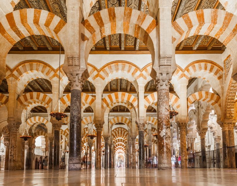 Córdoba: Mosque-Cathedral, Synagogue and Alcázar Guided Tour - Tips for a Great Experience