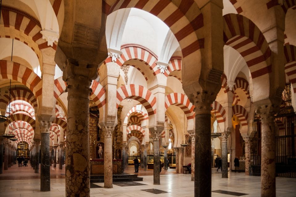 Córdoba: Skip-the-Line Great Mosque-Cathedral History Tour - Tips for an Enhanced Experience